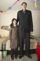 Terminó la búsqueda de esposa del hombre más alto del mundo