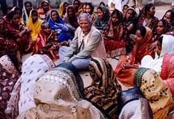 Muhammad Yunus: Los pobres tienen derecho a un voto de confianza