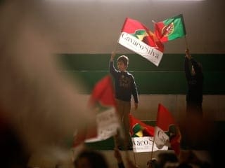 Portugal inicia negociación para rescate