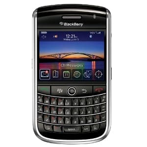RIM presenta nuevos teléfonos inteligentes BlackBerry