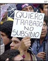 Los latinoamericanos ‘abandonan’ España por la crisis económica y el desempleo