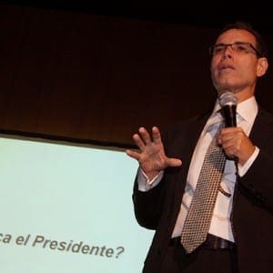 Conferencia «Escenarios Económicos, Políticos y Sociales Venezuela 2012» en Valencia