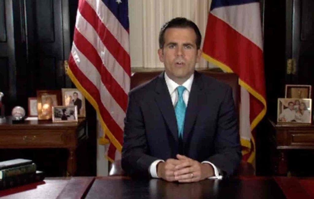Gobernador de Puerto Rico anuncia su renuncia tras escándalo por mensajes con colaboradores