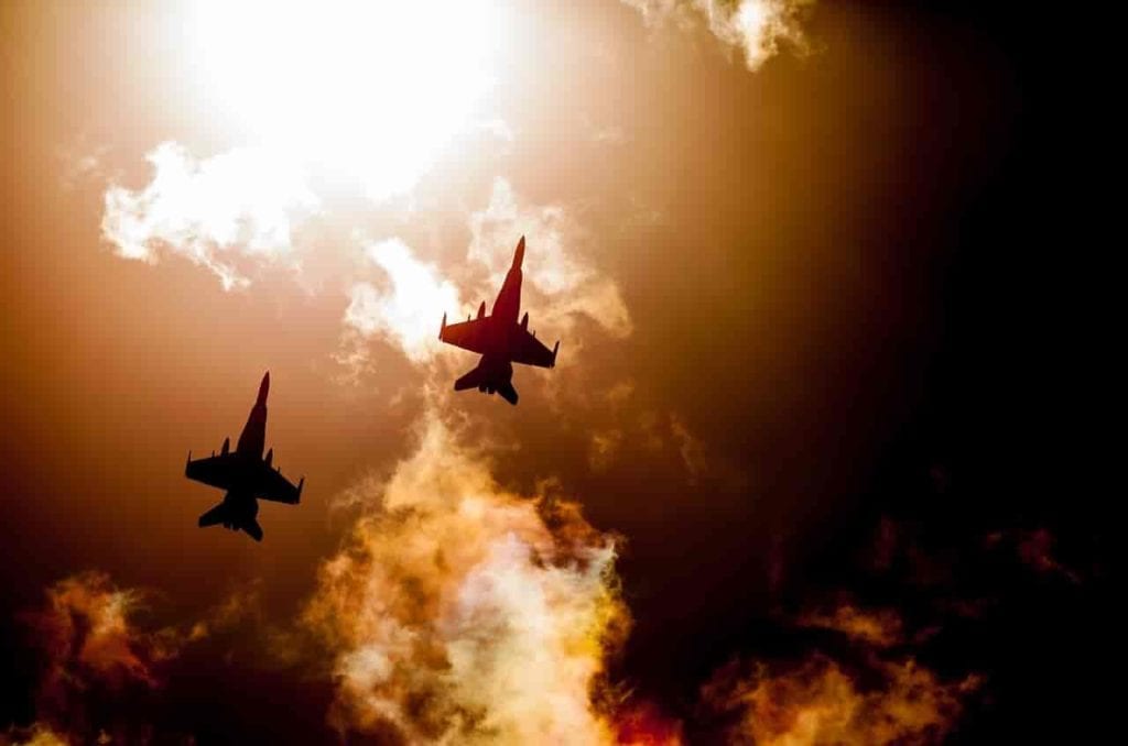 Aviones de combate de cuatro países se enfrentan en confrontación asiática