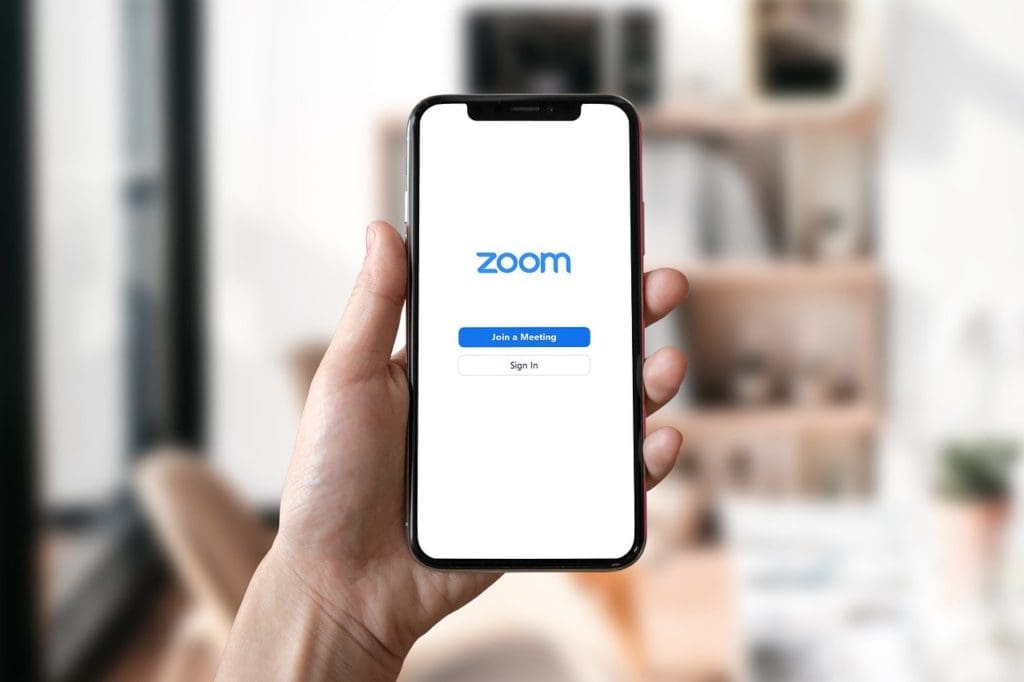 Zoom dispara sus beneficios en el último cuatrimestre y espera seguirlo haciendo en 2021.