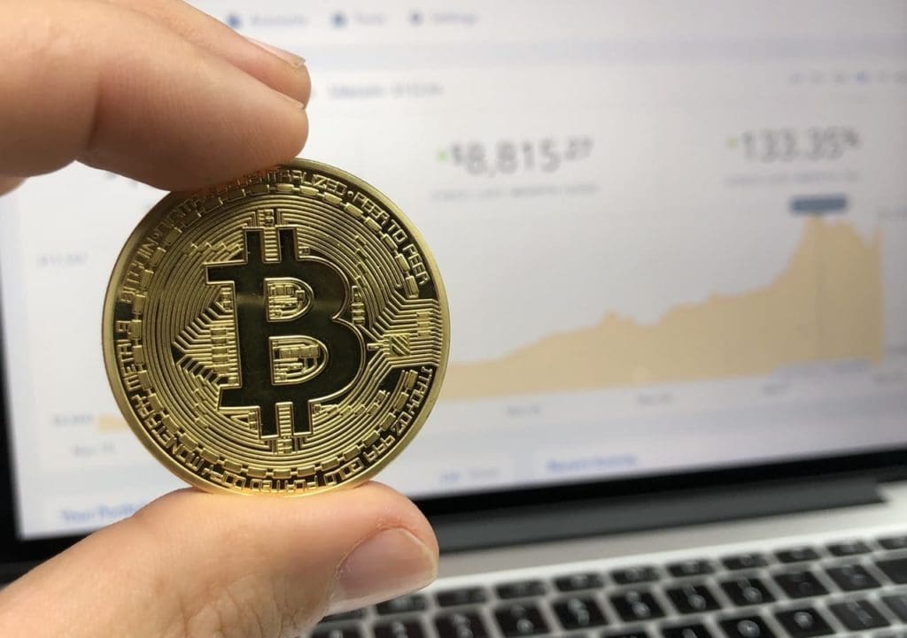 Bitcoin bajó hasta us$ 15.500, el valor más bajo en los últimos dos años